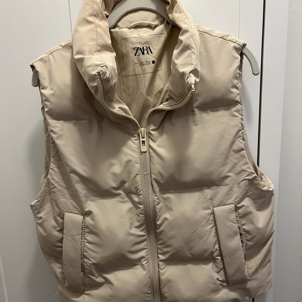 Zara Beige Puffer Jacket